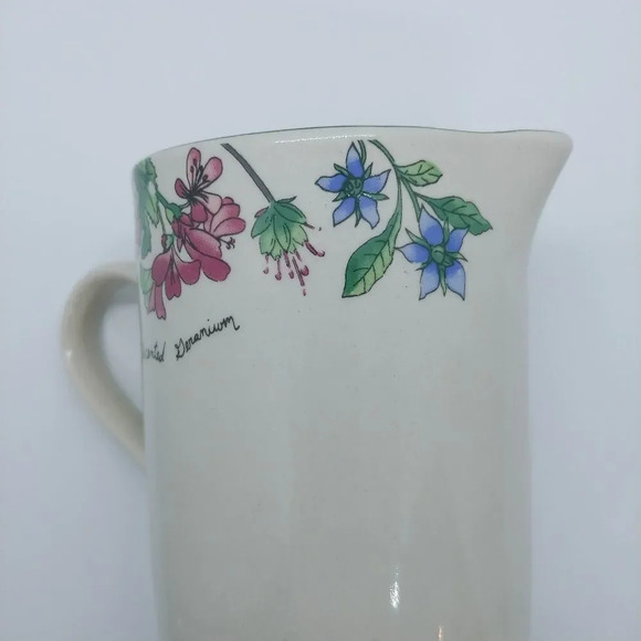 Majesticware by Sakura Glazed Stoneware  Creamer - Picture 2 of 7